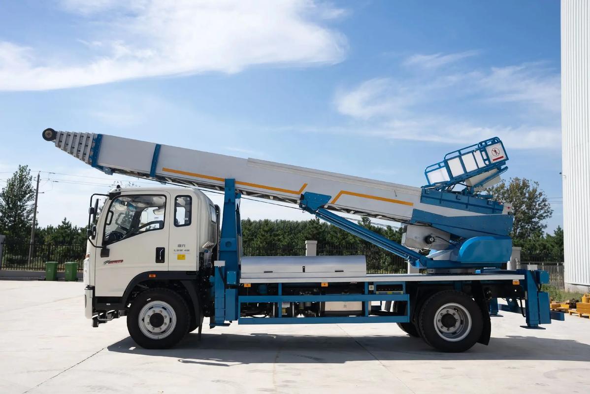 安庆宜秀云梯上料车租赁费用